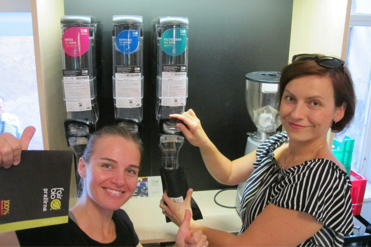 Jak pít a nakupovat kávu udržitelně?