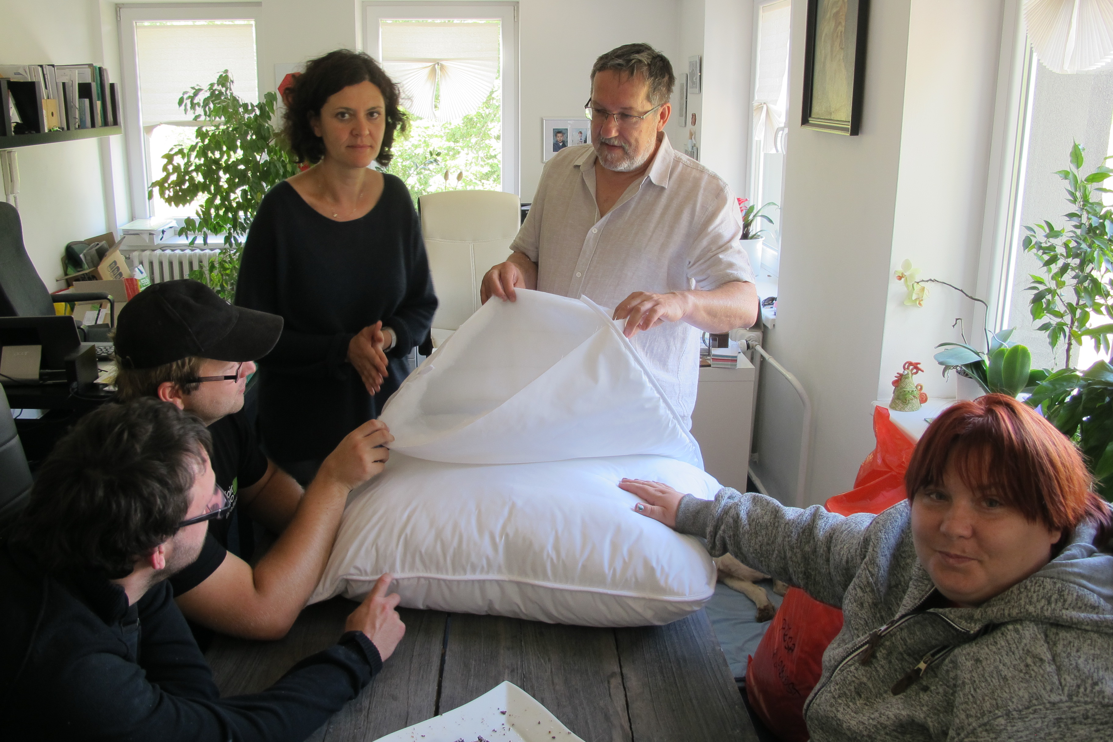 Lenka a Radek vysvětluji_Fair&Bio prazirna